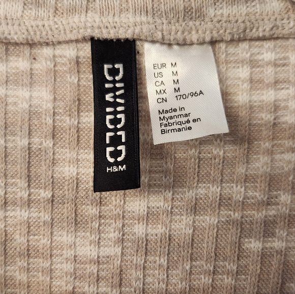 H&M Divided Crop Top Women's Medium Mixed Beige Short Sleeved Shirt For Teens - Picture 7 of 9